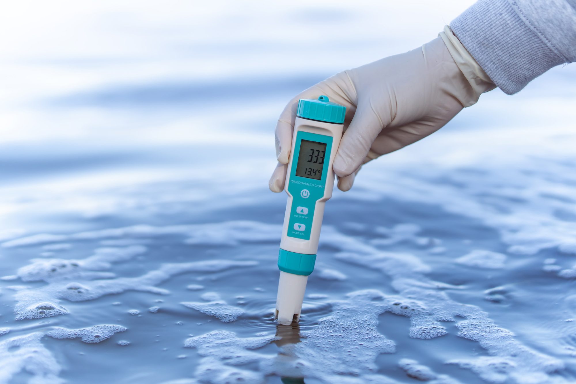 dreamstime_m_321274075 A technician use the Professional Water Testing equipment to measure the water quality at the public canal ,Portable. technician use the Professional Water Testing equipment to measure the water quality at the public canal. Portable multi parameter water quality measurement ,water quality monitoring concept
